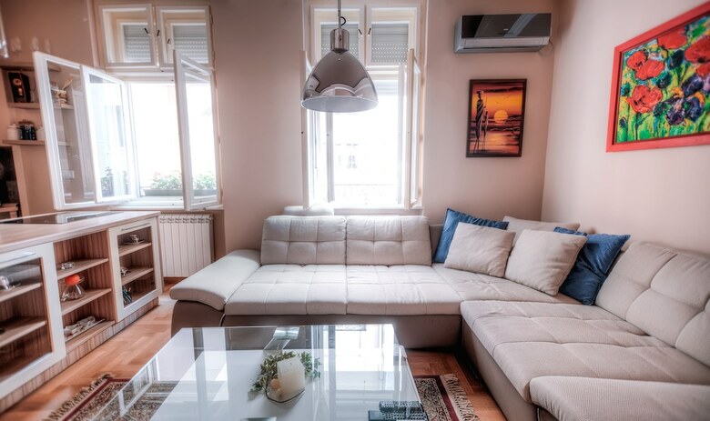 Crown Apartment