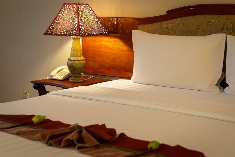 Dragon Royal Angkor Hotel