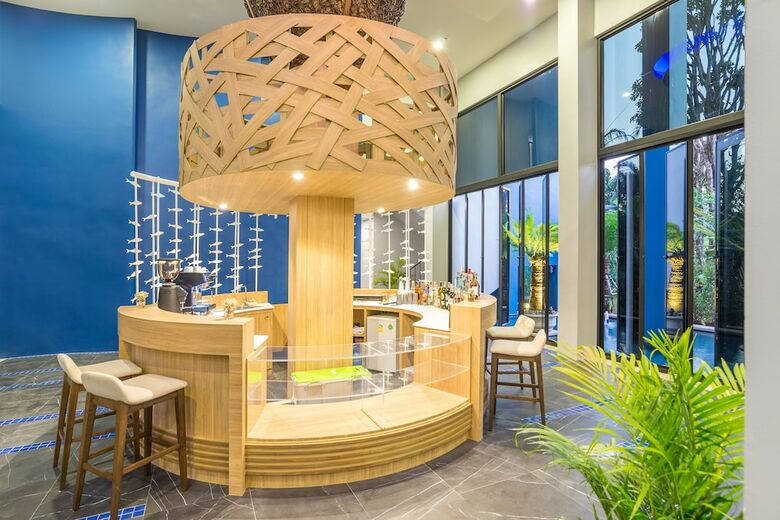 Apartamento Anda Sea Tales Resort