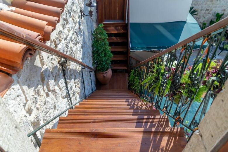 Yesil Ev Cafe & Boutique Hotel