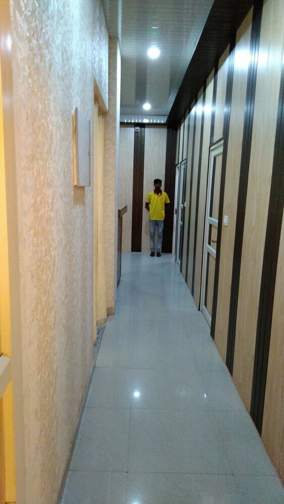 Sudhir Hotels