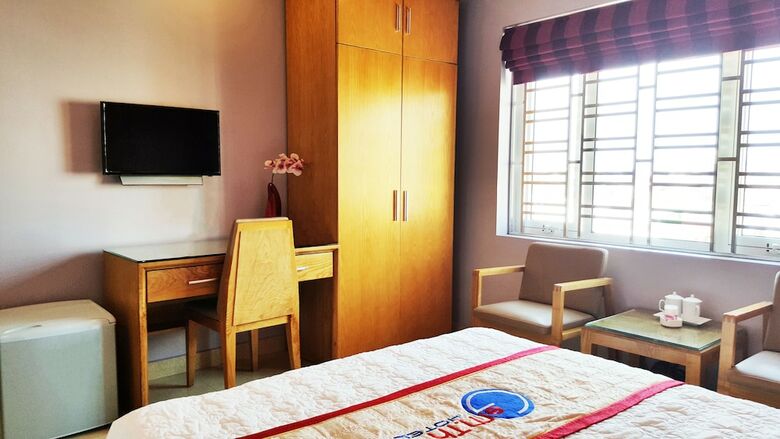 Gem.th Hotel
