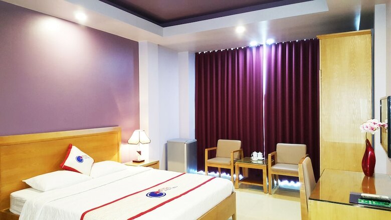 Gem.th Hotel