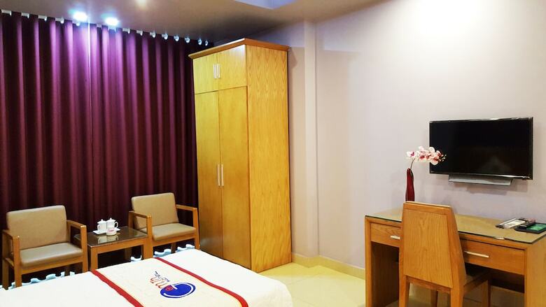 Gem.th Hotel