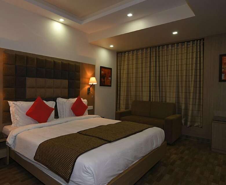 Hotel Nanda Comfort Inn