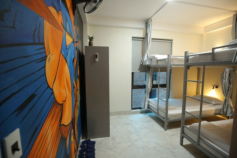 Hostal Cozynibi Hotel