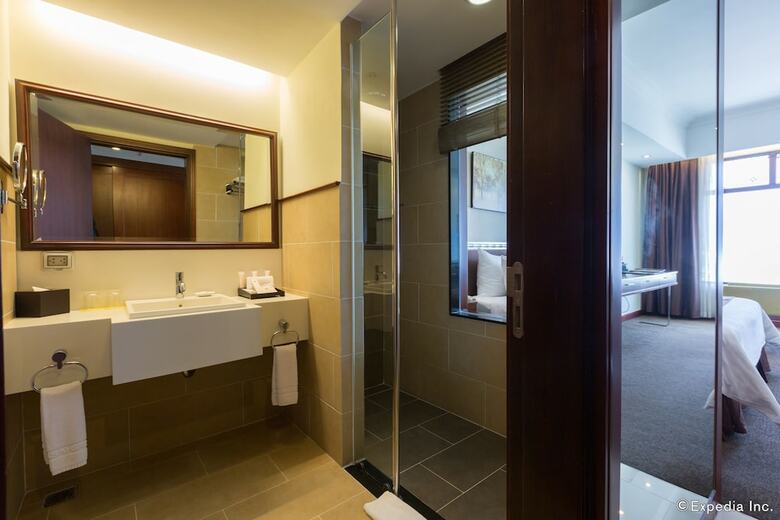 Vissai Saigon Hotel