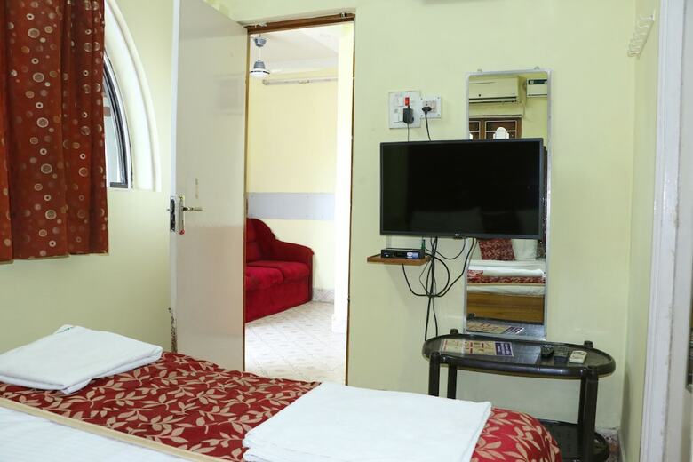 Hotel Ulo Sai Jayanth Guest House