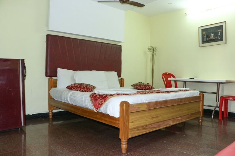 Hotel Ulo Sai Jayanth Guest House