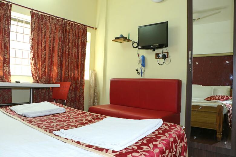 Hotel Ulo Sai Jayanth Guest House