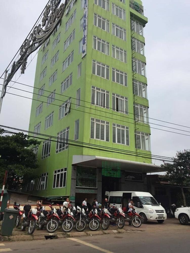 Green Hotel