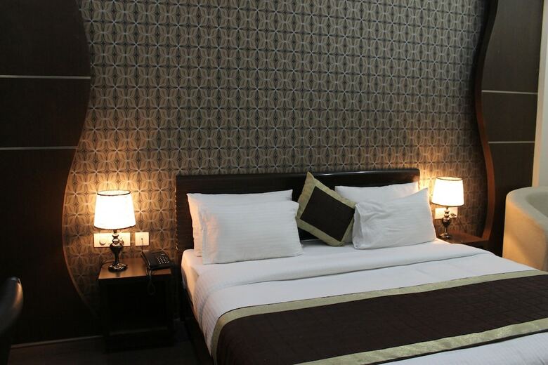 Hotel Royal Residence Huda City Centre