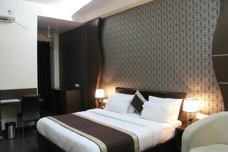 Hotel Royal Residence Huda City Centre