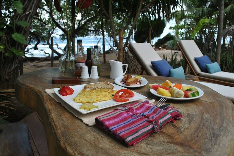 Hotel Sueno Del Mar Beachfront Bed & Breakfast