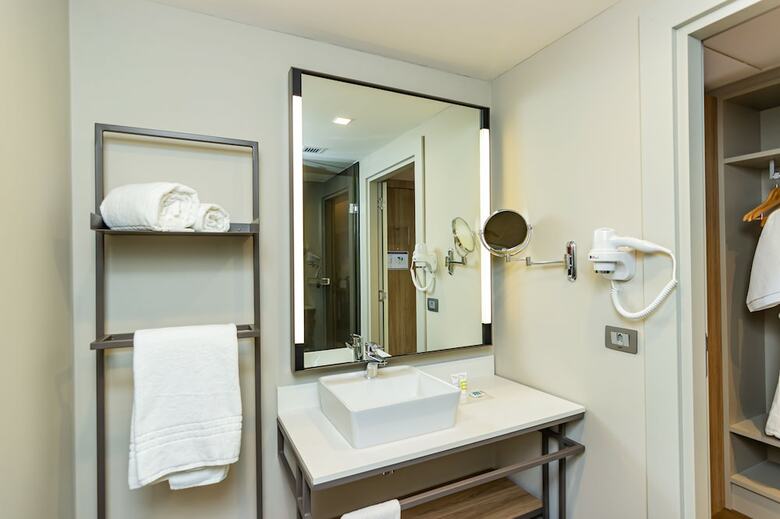 Hotel Mercure Itaja� Navegantes