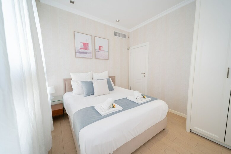 Amazing Apartment- 5 Min From The Beach