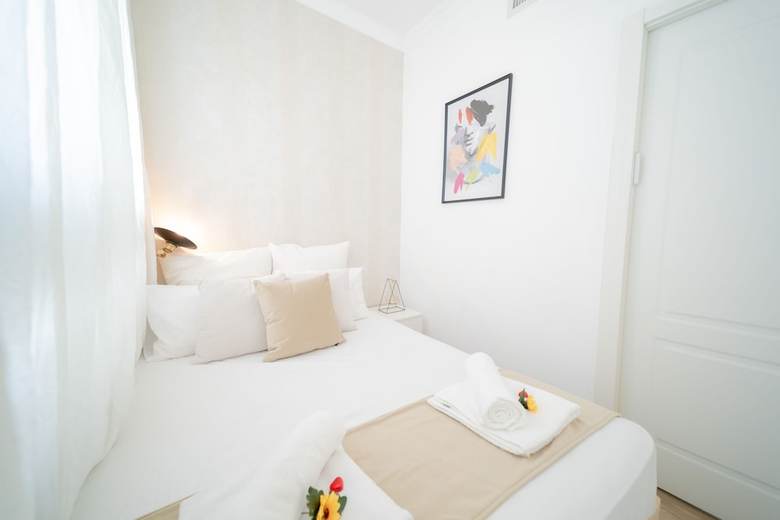 Amazing Apartment- 5 Min From The Beach