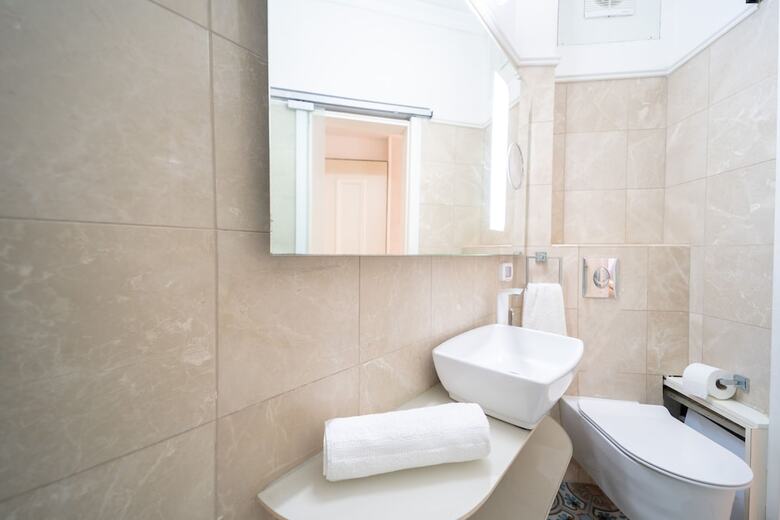 Amazing Apartment- 5 Min From The Beach