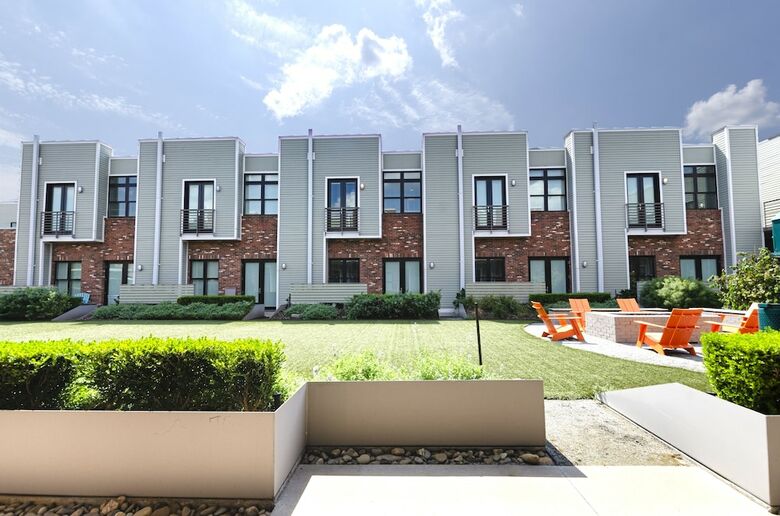 Acklen Luxury Condos By Hosteeva