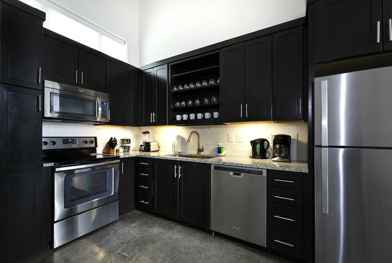 Acklen Luxury Condos By Hosteeva