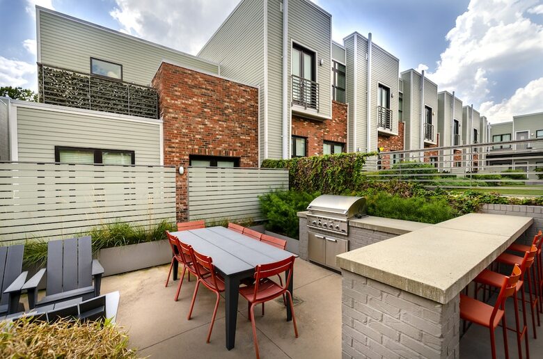 Acklen Luxury Condos By Hosteeva
