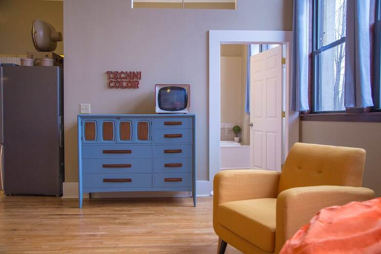 Hotel School 31 Lofts At Colors Studios