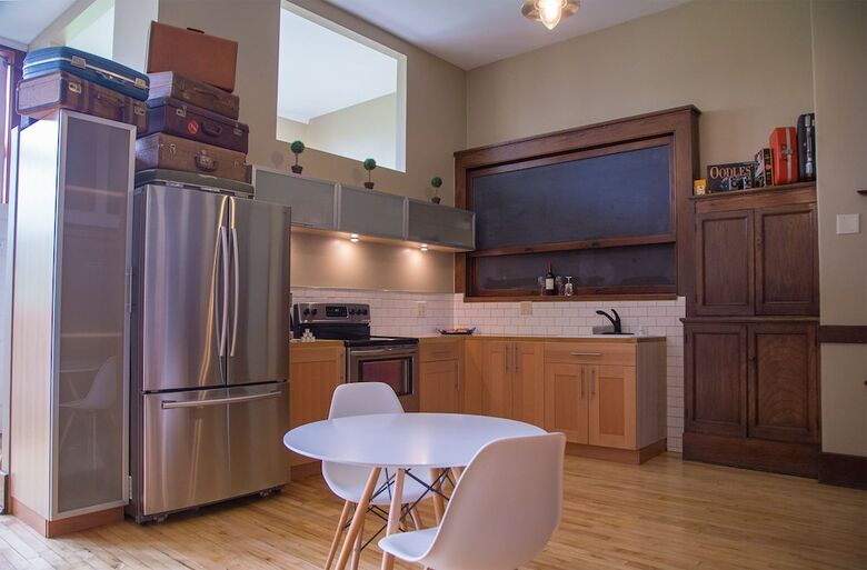 Hotel School 31 Lofts At Colors Studios