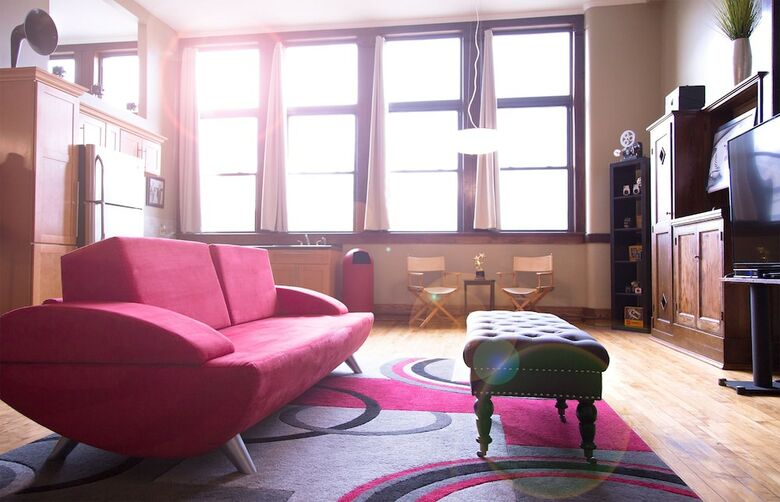 Hotel School 31 Lofts At Colors Studios