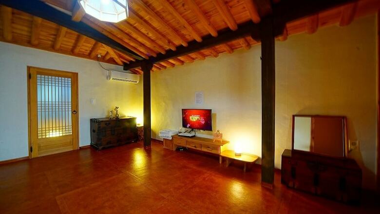 Hotel Jeonju Hongsi Hanok Guesthouse