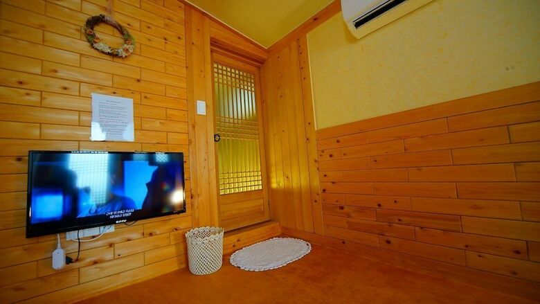 Hotel Jeonju Hongsi Hanok Guesthouse
