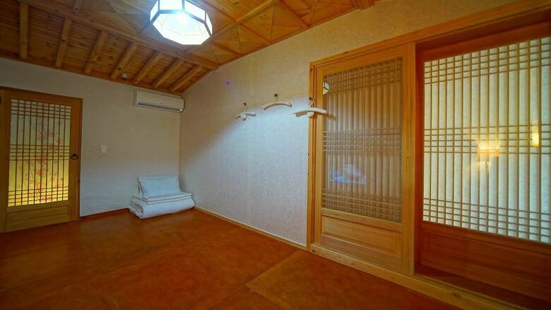 Hotel Jeonju Hongsi Hanok Guesthouse