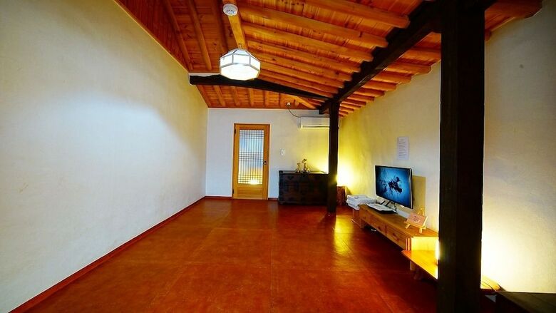 Hotel Jeonju Hongsi Hanok Guesthouse