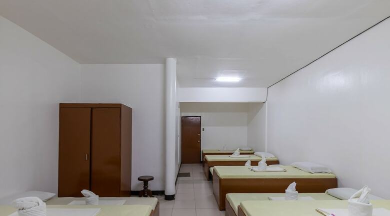 Hotel Zen Rooms Jj's Seafood Tagbilaran