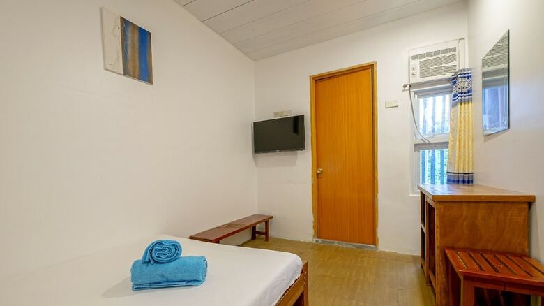 Hotel Zen Rooms Ilocos Rosewell Laoag