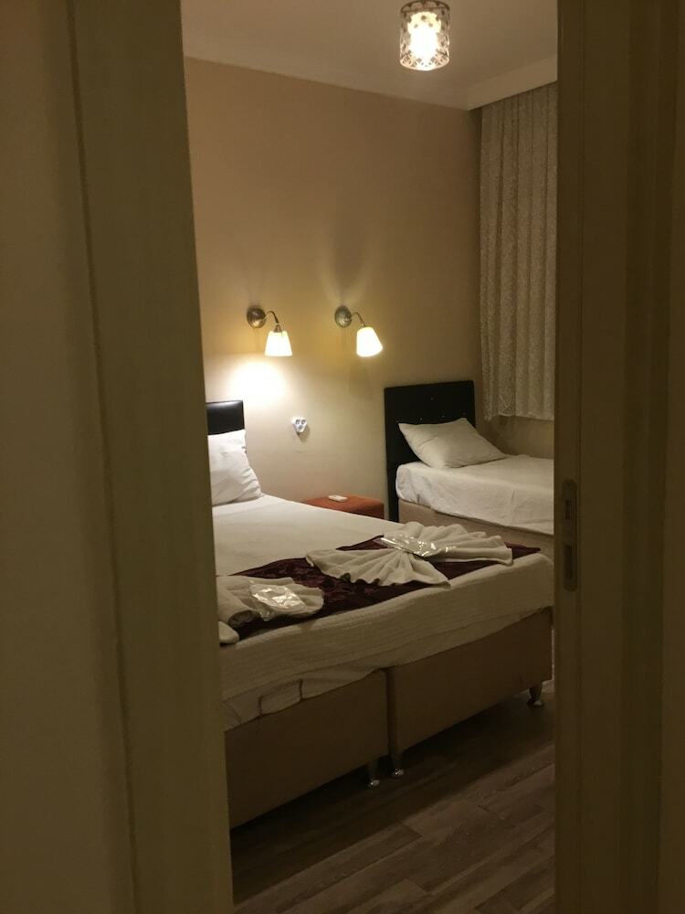 Berce Apartment & Suites