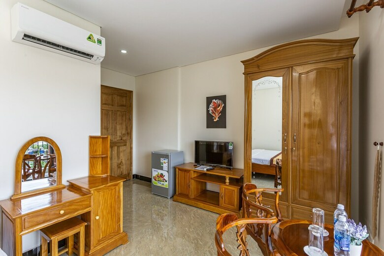 Oyo 325 Mai Hung Hotel