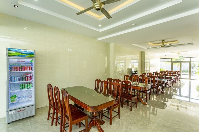 Oyo 325 Mai Hung Hotel