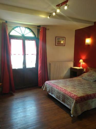 Hostal Auberge De La Halle