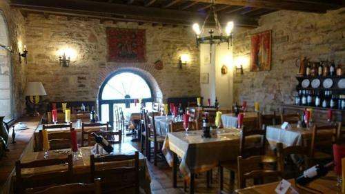 Hostal Auberge De La Halle