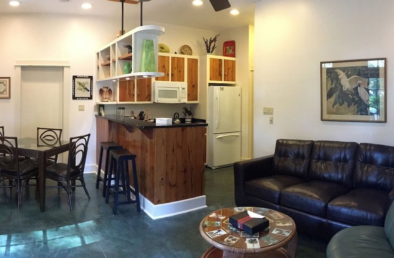 Bed & Breakfast Hibiscus Coffee & Guesthouse