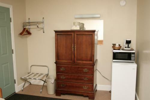 Bucksport Motor Inn