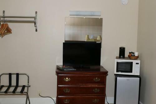 Bucksport Motor Inn