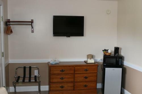 Bucksport Motor Inn