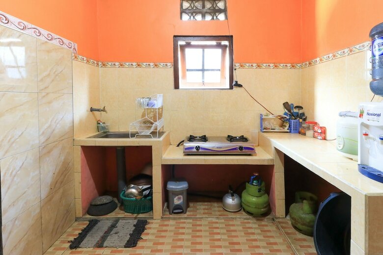 Hotel Homestay Pelangi Batu