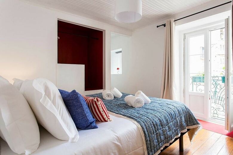 Alfama Stylish Apartment Rentexperience