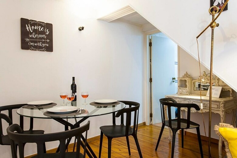 Alfama Stylish Apartment Rentexperience