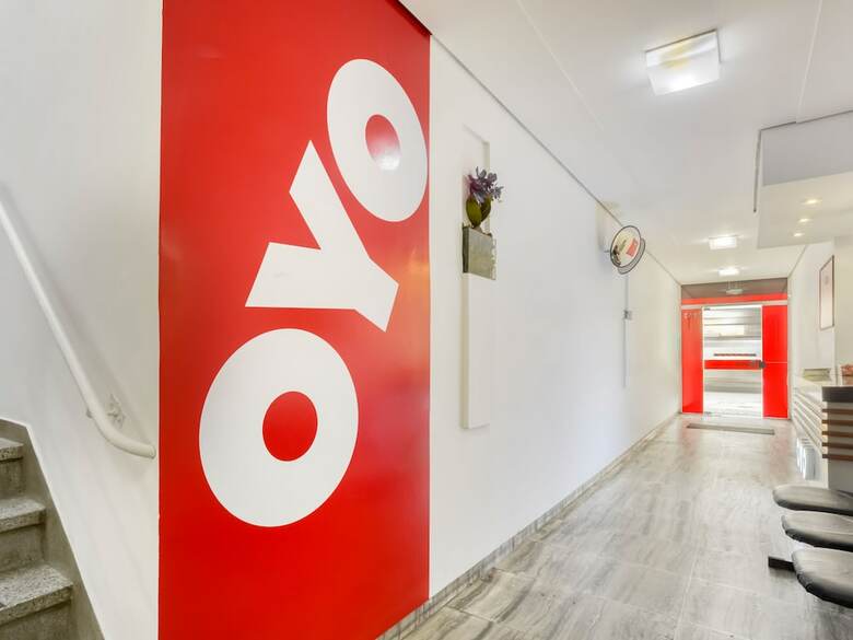 Oyo Gmatos Hotel