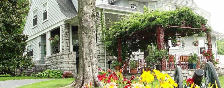 Stonewall Jackson Inn Bed And Breakfast