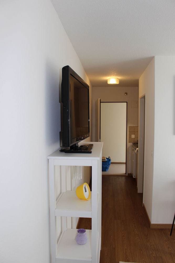 Apartamentos Zurich Mainstation Studios