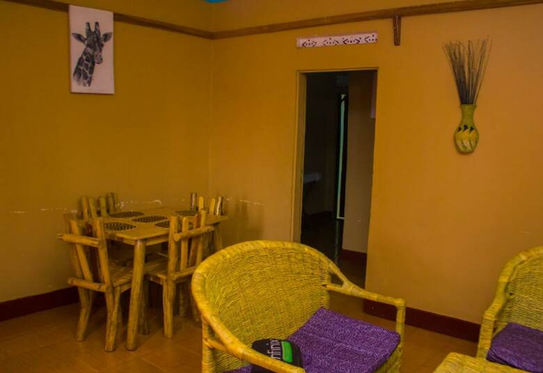 Kwezi Apartments